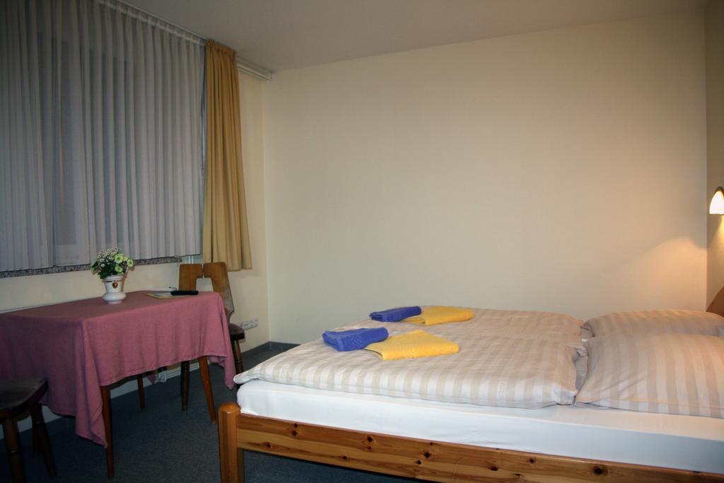 Hotel Gremersdorf - Zum Gruenen Jaeger 객실 사진