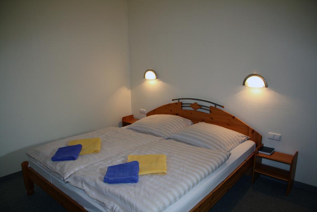 Hotel Gremersdorf - Zum Gruenen Jaeger 객실 사진