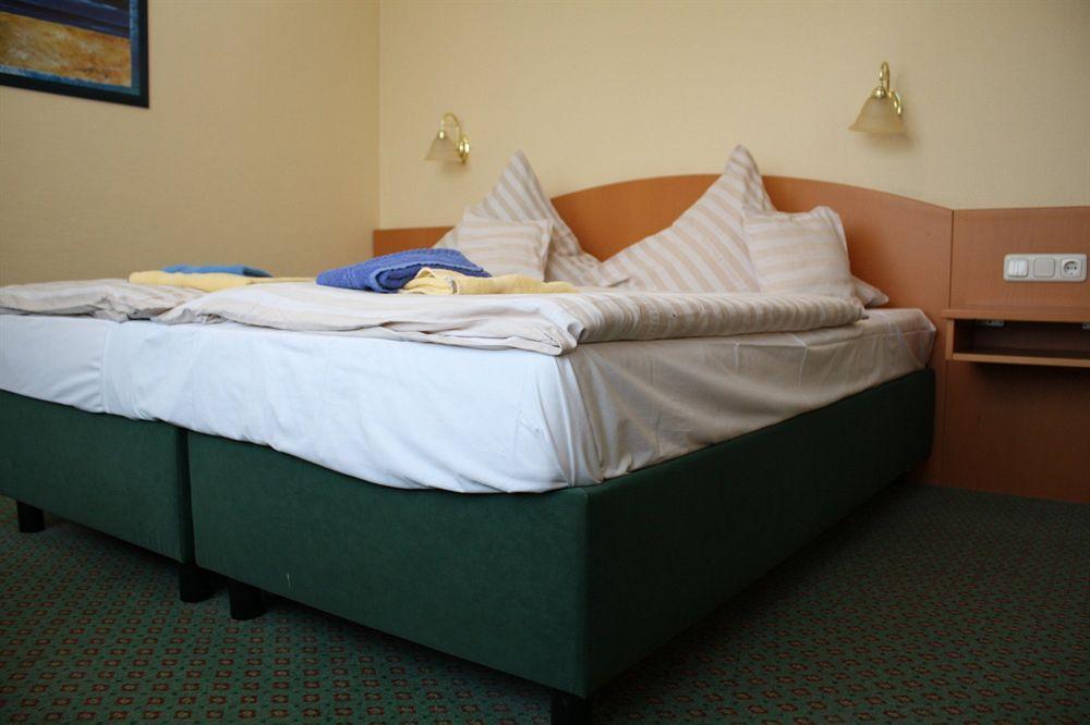 Hotel Gremersdorf - Zum Gruenen Jaeger 외부 사진