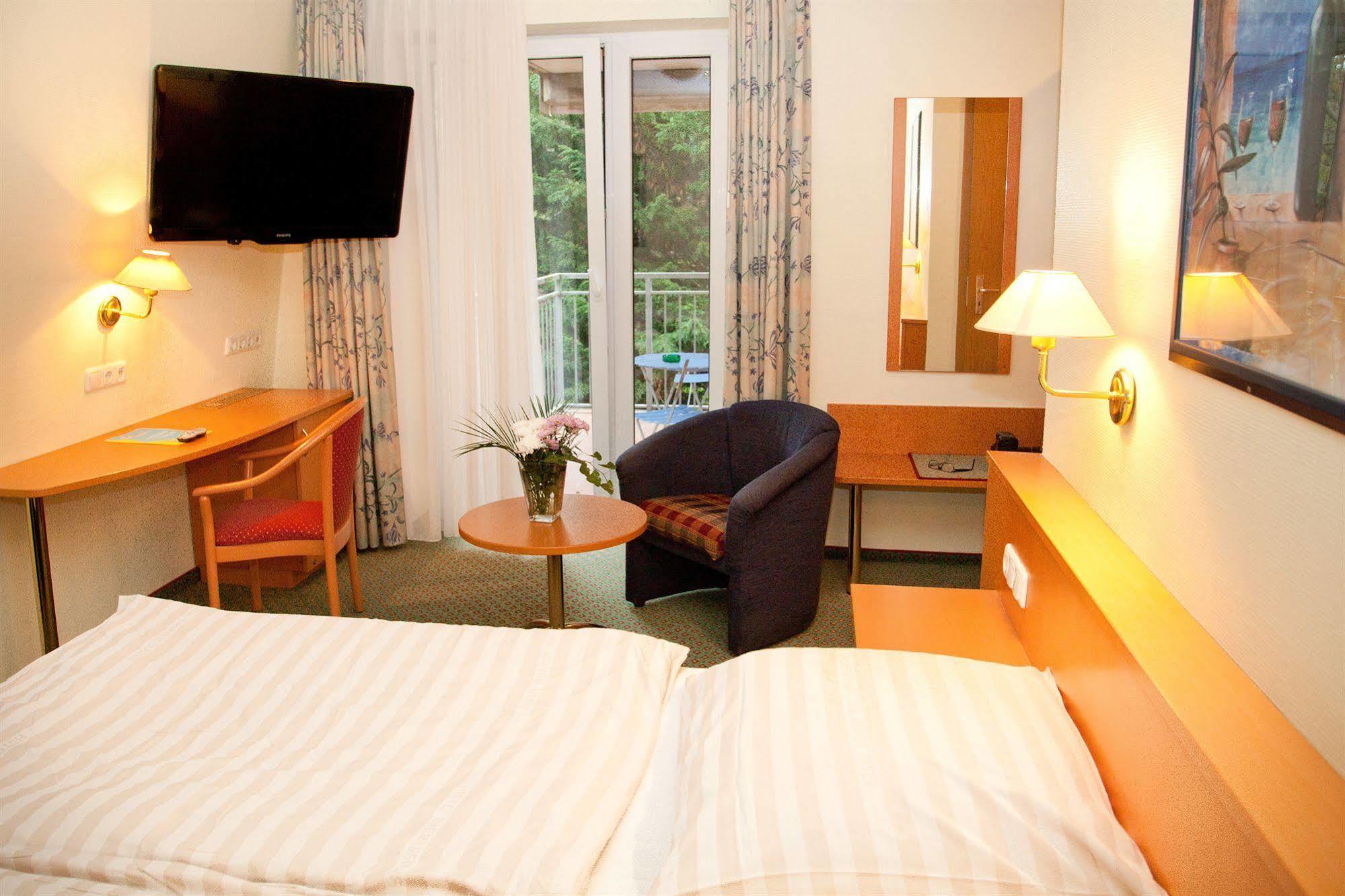 Hotel Gremersdorf - Zum Gruenen Jaeger 외부 사진