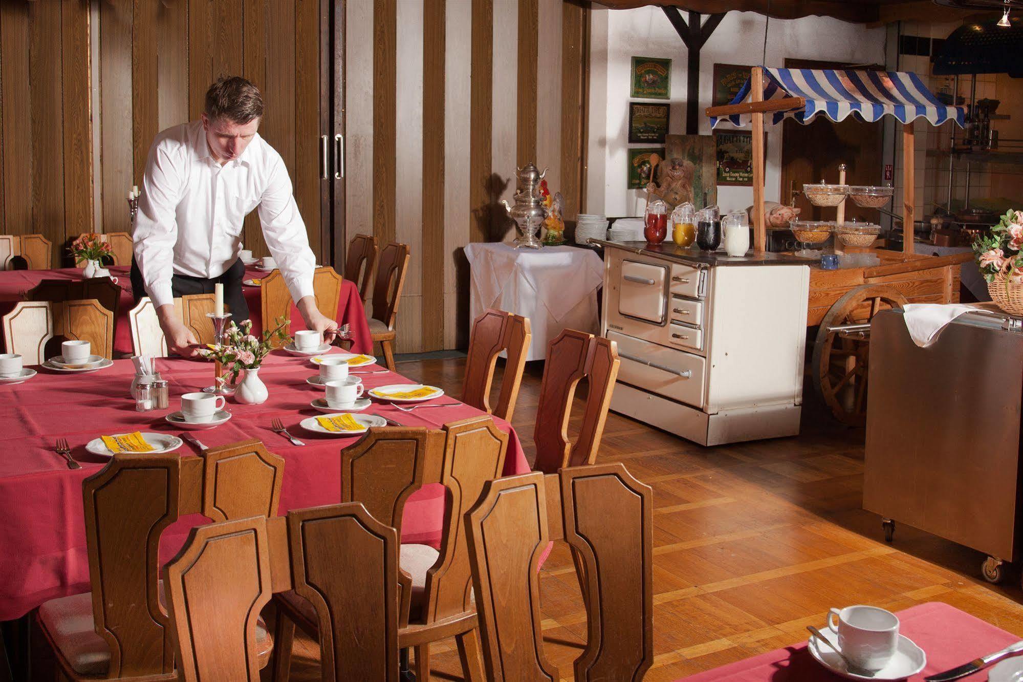 Hotel Gremersdorf - Zum Gruenen Jaeger 외부 사진