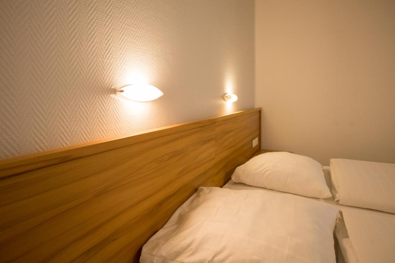 Hotel Gremersdorf - Zum Gruenen Jaeger 외부 사진